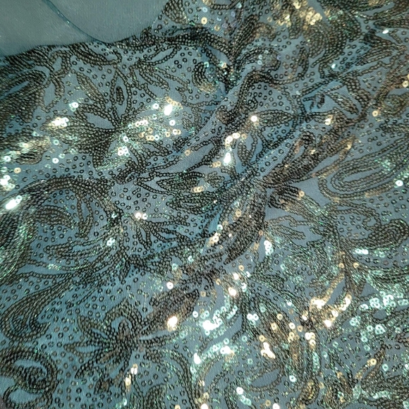 BCBG MaxAzria Joanne Sequin Skirt BUNDLE&SAVE! - Picture 5 of 6